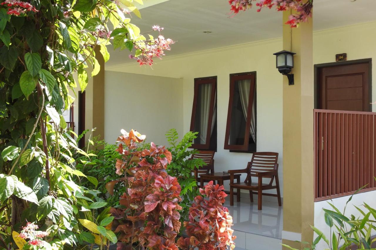 D'Batur Hotel Senggigi Exteriör bild