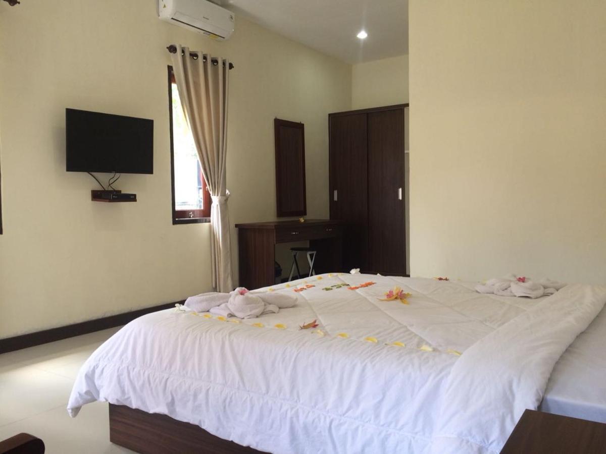D'Batur Hotel Senggigi Exteriör bild