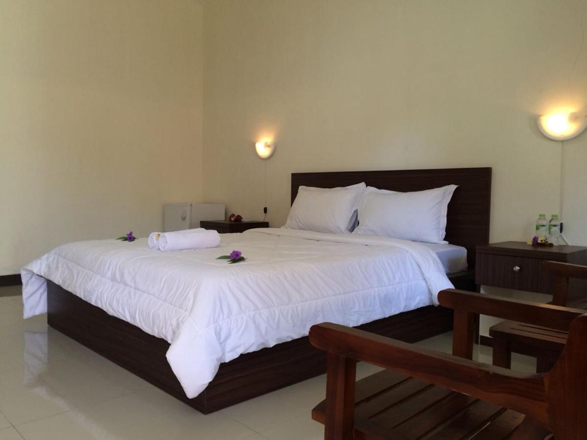 D'Batur Hotel Senggigi Exteriör bild
