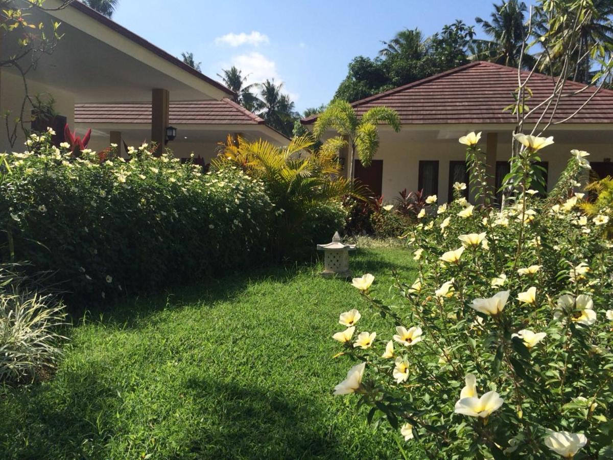 D'Batur Hotel Senggigi Exteriör bild