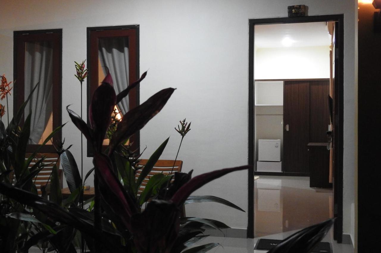 D'Batur Hotel Senggigi Exteriör bild