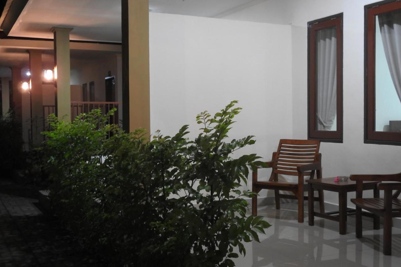 D'Batur Hotel Senggigi Exteriör bild