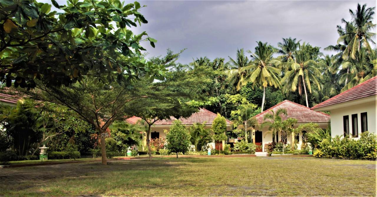 D'Batur Hotel Senggigi Exteriör bild