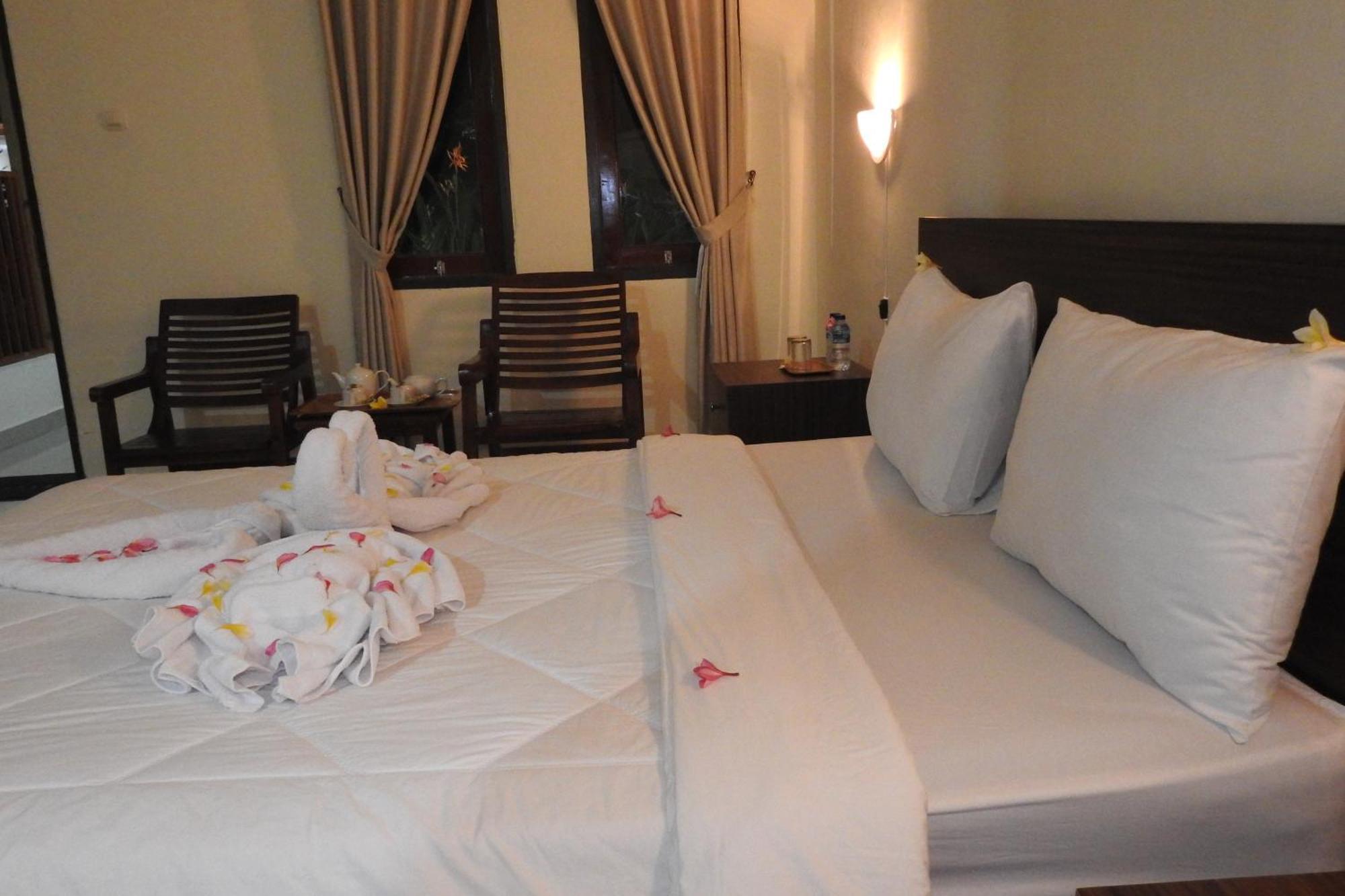 D'Batur Hotel Senggigi Rum bild